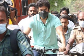 ஓட்டுபோட நடிகர் விஜய் ஓட்டிவந்த சைக்கிளின் விலை எவ்வளவு தெரியுமா?