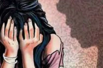 සීයයි,මාමයි,අයියයි තුන්දෙනාම මල් කැකුලකට කළ අහස පොළොව නුහුලන අපරාධය..