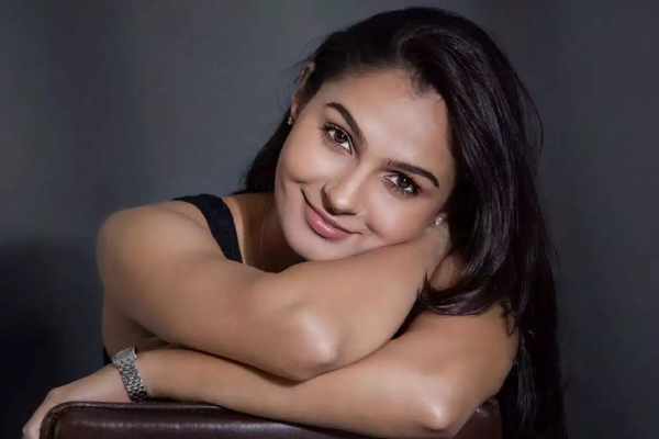 68 வயதான பிரபல நடிகருடன் ரகசிய உறவு வைத்திருந்த ஆண்ட்ரியா.. இதனால் தான் பட வாய்ப்பு கிடைத்ததா? | Andrea Had Affair With Kamal Haasan 68 வயதான பிரபல நடிகருடன் ரகசிய உறவு வைத்திருந்த ஆண்ட்ரியா.. இதனால் தான் பட வாய்ப்பு கிடைத்ததா? | Andrea Had Affair With Kamal Haasan