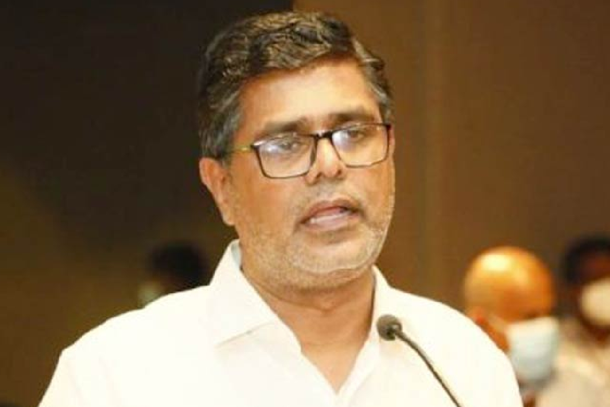 புதிய எல்லை நிர்ணய ஆணைக்குழுவில் முஸ்லிம் பிரதிநிதித்துவம் புறக்கணிப்பு : முஜிபுர் ரஹ்மான் கடும் கண்டனம் | Muslim Representation Ignored Boundary Commission புதிய எல்லை நிர்ணய ஆணைக்குழுவில் முஸ்லிம் பிரதிநிதித்துவம் புறக்கணிப்பு : முஜிபுர் ரஹ்மான் கடும் கண்டனம் | Muslim Representation Ignored Boundary Commission