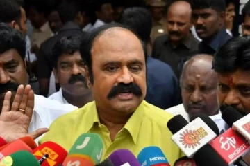 ஈபிஎஸ்-ஐ ஏற்க மக்கள் தயாராக இல்லை - ஓபிஎஸ் ஆதரவாளர் புகழேந்தி