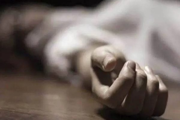 தொடருந்தில் மோதி வயோதிபர் ஒருவர் பலி! | Elderly Man Died After Being Hit By A Train