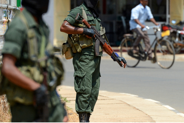 பொதுமக்கள் வெளியில் செல்ல தடையா? இராஜாங்க அமைச்சர் வெளியிட்ட தகவல் - ஐபிசி தமிழ்