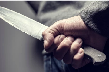 களுத்துறையில் பயங்கரம்; கூரிய ஆயுதத்தால் தாக்கி கொலை