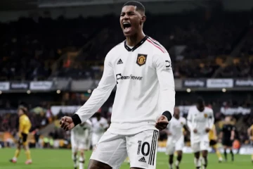 மின்னல் வேகத்தில் கோல் அடித்த இங்கிலாந்து வீரர்! மான்செஸ்டர் யுனைடெட் 10வது வெற்றி