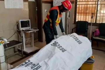 2 மகன்களை காப்பாற்ற அணை நீரில் குதித்த அப்பாவும் பலி! ஒரே குடும்பத்தைச் சேர்ந்தவர்களுக்கு பண்டிகை நாளில் நேர்ந்த சோகம்