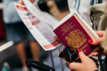 கடவுச்சீட்டு தொடர்பில் பிரித்தானியர்களுக்கு விடுக்கப்பட்டுள்ள எச்சரிக்கை