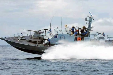 தென் பகுதி கடற்பரப்பில் ஆறு கடற்படையினர் காணாமல் போயுள்ளனர்