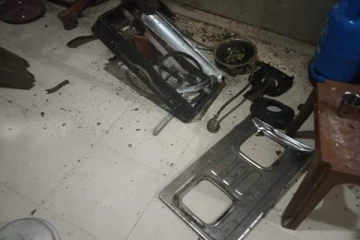 யாழில் வெடித்து சிதறிய அடுப்பு! - பெண் ஒருவர் காயம்