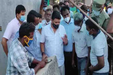 மதுரையில் பாலம் இடிந்து விபத்து : தமிழக நிதியமைச்சர் பழனிவேல் தியாகராஜன் நேரில் சென்று ஆய்வு!