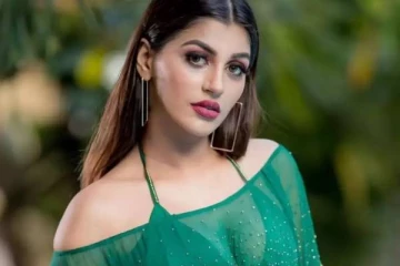 நடிகை யாஷிகா ஆனந்திற்கு பிடிவாரண்ட்.. இது தான் காரணமா?