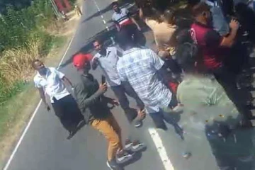 அனுர பிரச்சார கூட்டத்தில் கலந்து கொண்டவர்கள் மீது தாக்குதல்!