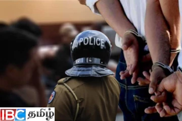 பெருந்தொகை இலத்திரனியல் சாதனங்களுடன் சிக்கிய சீன பிரஜைகள்