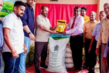 පොහොර බලාපොරොත්තුවෙන පිරිසට ලැබුණු ආරංචිය