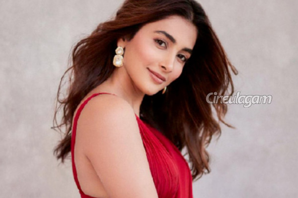 நயன்தாரா, சமந்தாவை ஓரங்கட்டி முதலிடத்தை பிடித்த திருமணமாகி குழந்தை பெற்ற நடிகை.. யார் தெரியுமா | Most Searched South Indian Actress In Google