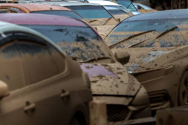 தென்கிழக்கு ஆசியாவை மூழ்கடித்த பெருவெள்ளம்... 180 கடந்த இறப்பு எண்ணிக்கை | Southeast Asia Flood Deaths Cross 180 தென்கிழக்கு ஆசியாவை மூழ்கடித்த பெருவெள்ளம்... 180 கடந்த இறப்பு எண்ணிக்கை | Southeast Asia Flood Deaths Cross 180