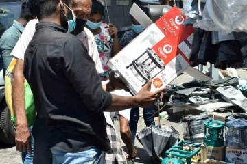 இலங்கையில் மண்ணெண்ணெய் அடுப்புக்கு  வந்த கிராக்கி;  மக்கள் அதிர்ச்சி