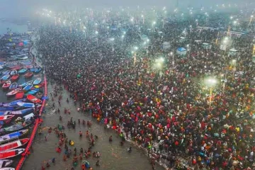 மவுனி அமாவாசையால் மகா கும்பமேளாவில் கூட்ட நெரிசல்.., புனித நீராட மக்கள் குவிந்ததால் உயிரிழப்பு அச்சம்