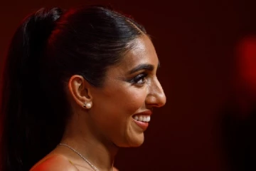 தீபாவளி கொண்டாட்ட அழைபப்பை நிராகரித்த கனடிய கவிஞர்