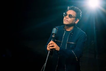 ஏ.ஆர். ரகுமானின் மேல் உள்ள அன்பால் பிரபல பாடகர் செய்ததை பாருங்க.. எமோஷ்னல் வீடியோ