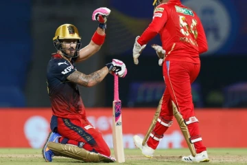 டுபிளஸிஸ் வெறியாட்டம்! பஞ்சாப் அணிக்கு இமாலய இலக்கு..