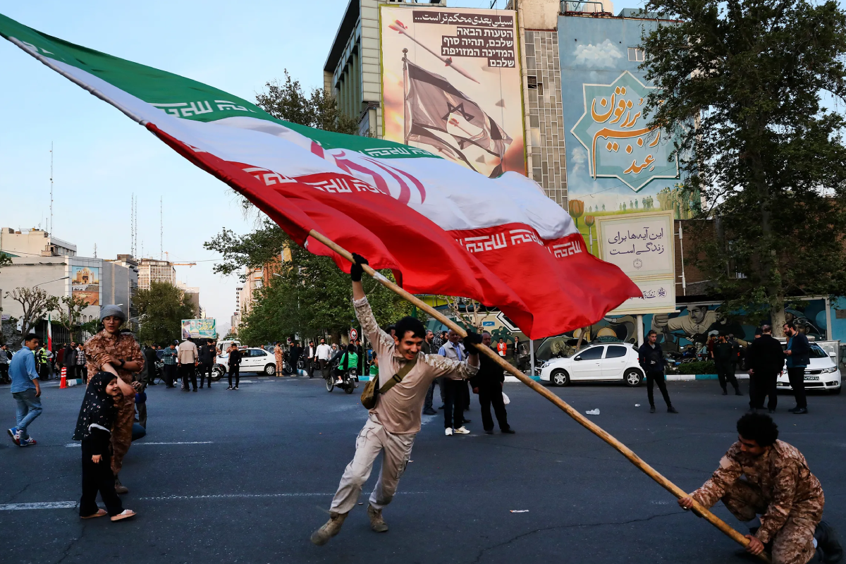 மிக கொடூரமான பதிலடி கிடைக்கும்! பதற்றத்தை அதிகரிக்கும் ஈரானின் தொடர் எச்சரிக்கைகள் | Iran Respond Decisively Renewed Hostile Action