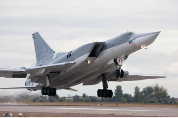 கருங்கடலில் தானிய கப்பல் மீது ஏவுகணை தாக்குதல் நடத்திய ரஷ்யாவின் பாம்பர் விமானம்