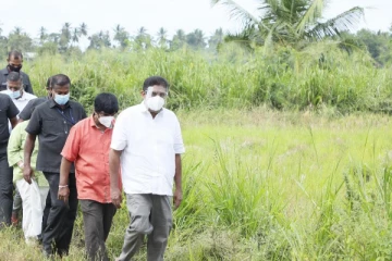 அநுராதபுரம் - எப்பாவல கட்டியாவ பிரதேச விவசாயிகளை சந்தித்த சஜித் பிரேமதாச!