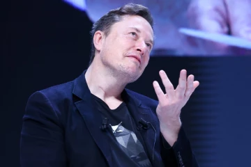 அவசரப்பட்டதால் அவதிப்படும் எலான் மாஸ்க்!