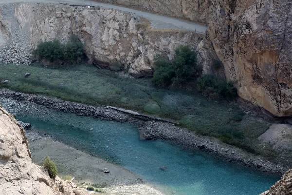 முக்கிய நகரமொன்றின் மொத்த மக்களையும் வெளியேற்ற திட்டம்: அதிர்ச்சியளிக்கும் பின்னணி | Tehran Water Runs Out