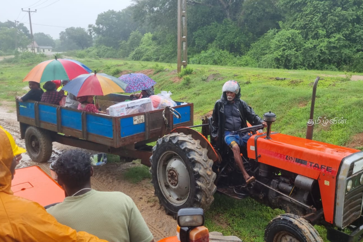 நாட்டில் ஏற்பட்டுள்ள சீரற்ற காலநிலை காரணமாக பலரும் பாதிப்பு! | Many People Affected Bad Weather நாட்டில் ஏற்பட்டுள்ள சீரற்ற காலநிலை காரணமாக பலரும் பாதிப்பு! | Many People Affected Bad Weather