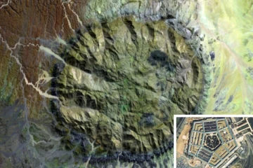 சீனாவின் ரகசிய ராணுவ மையம் - பென்டகனைவிட 10 மடங்கு பரப்பளவு!