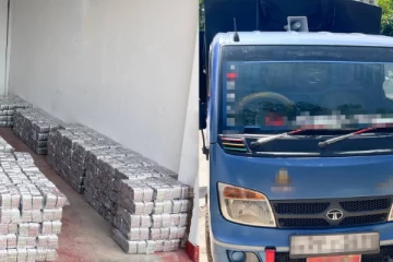 அதிரடி சோதனையில் 744,500 மாத்திரைகள் பறிமுதல்