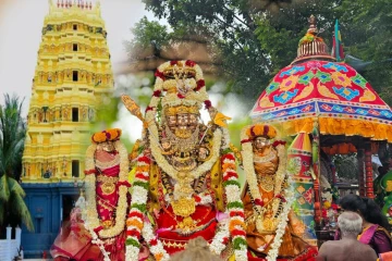 ஈழத்தின் வரலாற்று பிரசித்தி பெற்ற மாவிட்டபுரம் கந்தசுவாமி ஆலய தேர்; குவிந்த பக்தர்கள்!