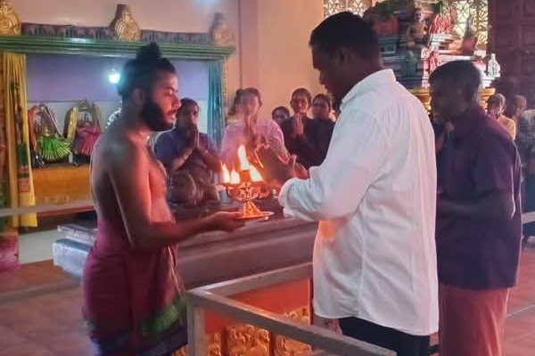 கைதான முன்னாள் ஜனாதிபதி ரணிலுக்காக விசேட பூஜை வழிபாடுகள்! | Special Prayers For Arrested Ex President Ranil