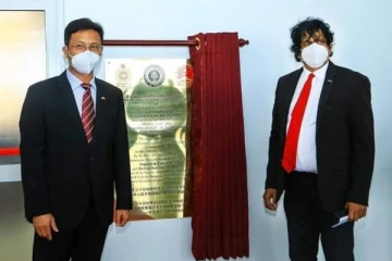 புறக்கணிக்கப்பட்ட தமிழ் மொழி பெயர்பலகை அகற்றப்பட்டது