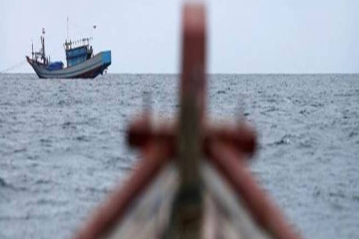 இந்திய கடற்றொழிலாளர்களை தடுப்பது தொடர்பில் முக்கிய அவசர கோரிக்கை - ஜனாதிபதிக்கு பறந்த கடிதம் | Request Detention Of Indian Fishermen இந்திய கடற்றொழிலாளர்களை தடுப்பது தொடர்பில் முக்கிய அவசர கோரிக்கை - ஜனாதிபதிக்கு பறந்த கடிதம் | Request Detention Of Indian Fishermen