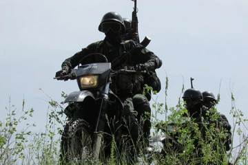 யாழில் இடம்பெறும் வாள் வெட்டுக்கள், ஆட்கடத்தல்களுக்கு துணைபோகும் இராணுவத்தினர்