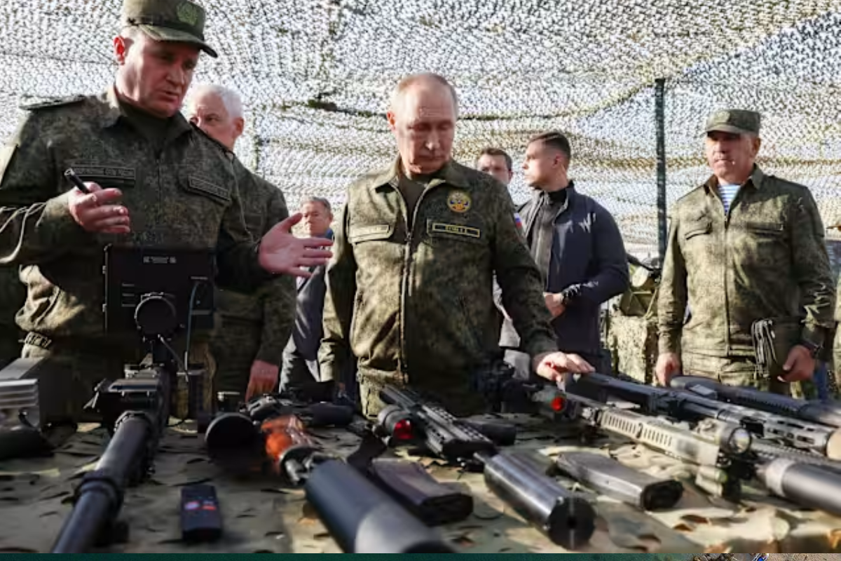 அமெரிக்க தளங்களை தாக்க ரஷ்யாவின் மறைமுக நகர்வுகள்.. ஈரானுக்கு இரகசியமாக உதவும் புடின்! | Russia Supplies Iran Cyber Spy Imagery Us Attacks