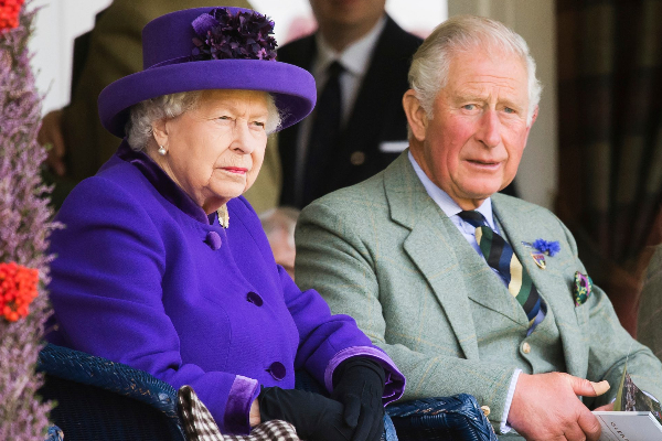 எலிசபெத் ராணியின் ஊழியர்களை கலங்கடித்த மன்னர் சார்லஸ்! | King Charles Disturbed Queen Elizabeths Staff