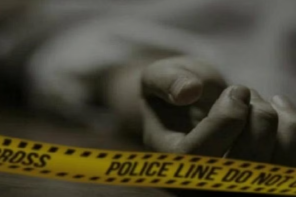 மாதவிடாய் கறை - சந்தேகத்தில் 12 வயது தங்கையை அடித்தேக் கொன்ற அண்ணன்! | Bleeding Clothes Brother Killed Sister Mumbai மாதவிடாய் கறை - சந்தேகத்தில் 12 வயது தங்கையை அடித்தேக் கொன்ற அண்ணன்! | Bleeding Clothes Brother Killed Sister Mumbai