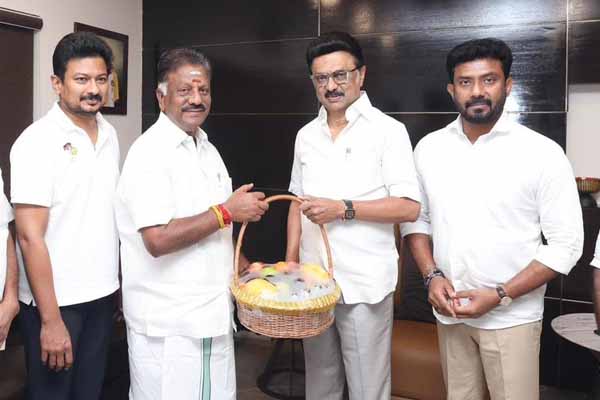 திமுக கூட்டணியில் இணைகிறாரா ஓ.பன்னீர்செல்வம்? | O Panneerselvam Will Join Dmk