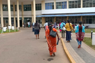 சுகாதாரத்துறை ஊழியர்களினால் முன்னெடுக்கப்பட்டுள்ள வேலைநிறுத்த போராட்டம்: நோயாளிகள் அசௌகரியம் (Video)