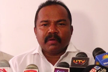 கருணாவும் கத்தரிக்காயும் - கடுமையாகச் சாடிய சிவாஜி