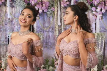 ஃபேஷன் ஷோவில் குடும்பஸ்தன் நடிகை சான்வே மேக்னா ரேம்ப் வாக்.. கிளாமர் ஸ்டில்கள்