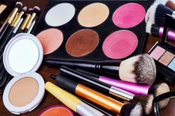 மருமகளின் மேக்கப் பொருட்களை பயன்படுத்திய மாமியார்! நீதிமன்றம் வரை சென்ற விவகாரம்