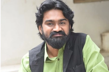 சினிமாவில் இருந்து விலகுவதாக சொன்ன பிரபல நடிகர் - கொந்தளித்த ரசிகர்கள்