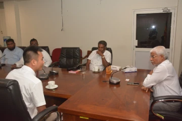 எரிசக்தி பிரச்சினை குறித்து சீன சூரிய சக்தி உற்பத்தி நிறுவன அதிகாரிகளுடன் கலந்துரையாடல்