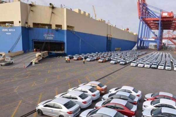 வாகன இறக்குமதி தொடர்பில் நிதி அமைச்சர் வெளியிட்ட தகவல்! | The Finance Minister The Import Of Vehicles