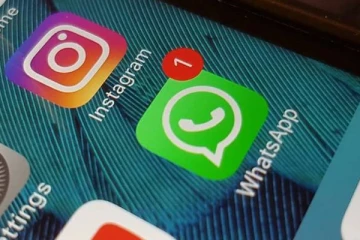 திடீரென முடங்கிய வாட்ஸ் அப், இன்ஸ்டாகிராம்! இரவு தவித்த பயனர்கள்